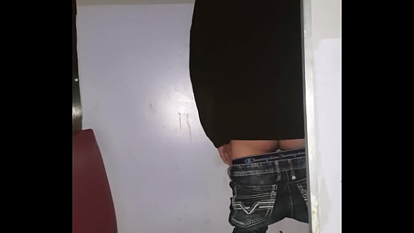 straight guy grtting sucked at gay gloryhole82 sec