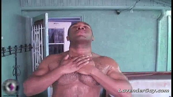 Malik and his big cock in the spa gay porno4 min