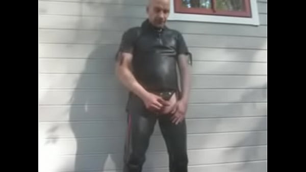 Finnish amateur leather gay Juha Vantanen cums74 sec