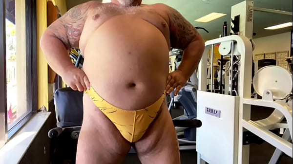 Muscle Bull Grandpa Cums at the gym10 min
